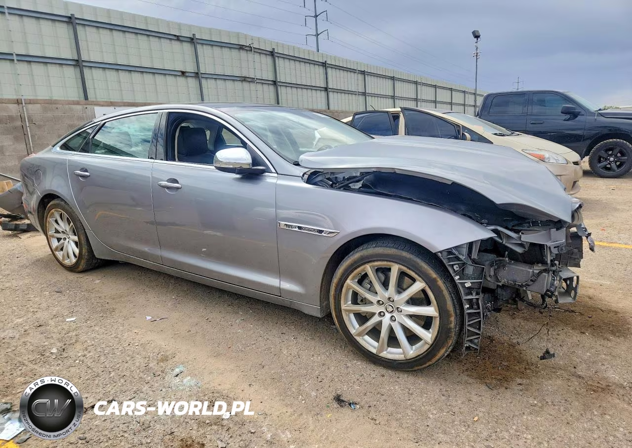 2012 Jaguar Xjl VIN:SAJWA2GB5CLV34934 - 4