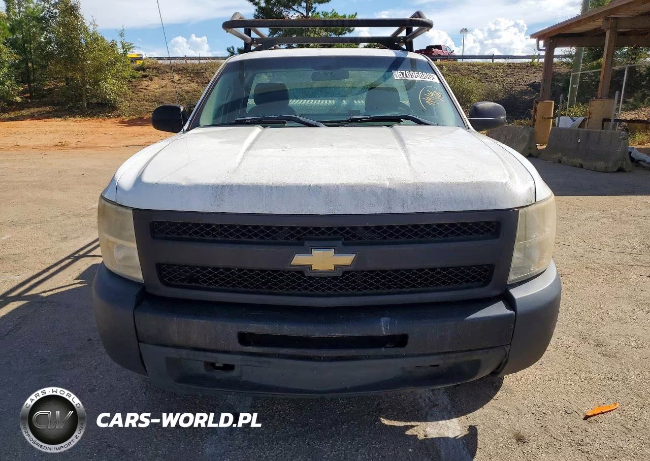 2011 Chevrolet Silverado C1500 VIN:1GCNCPEA8BZ185078 - 5