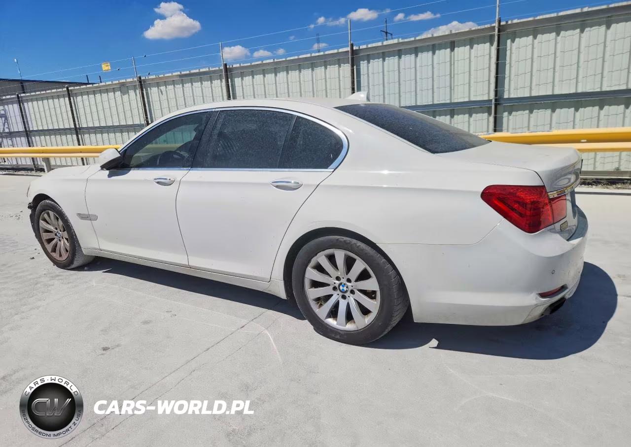 2009 BMW 750 I VIN:WBAKA83539CY35224 - 2