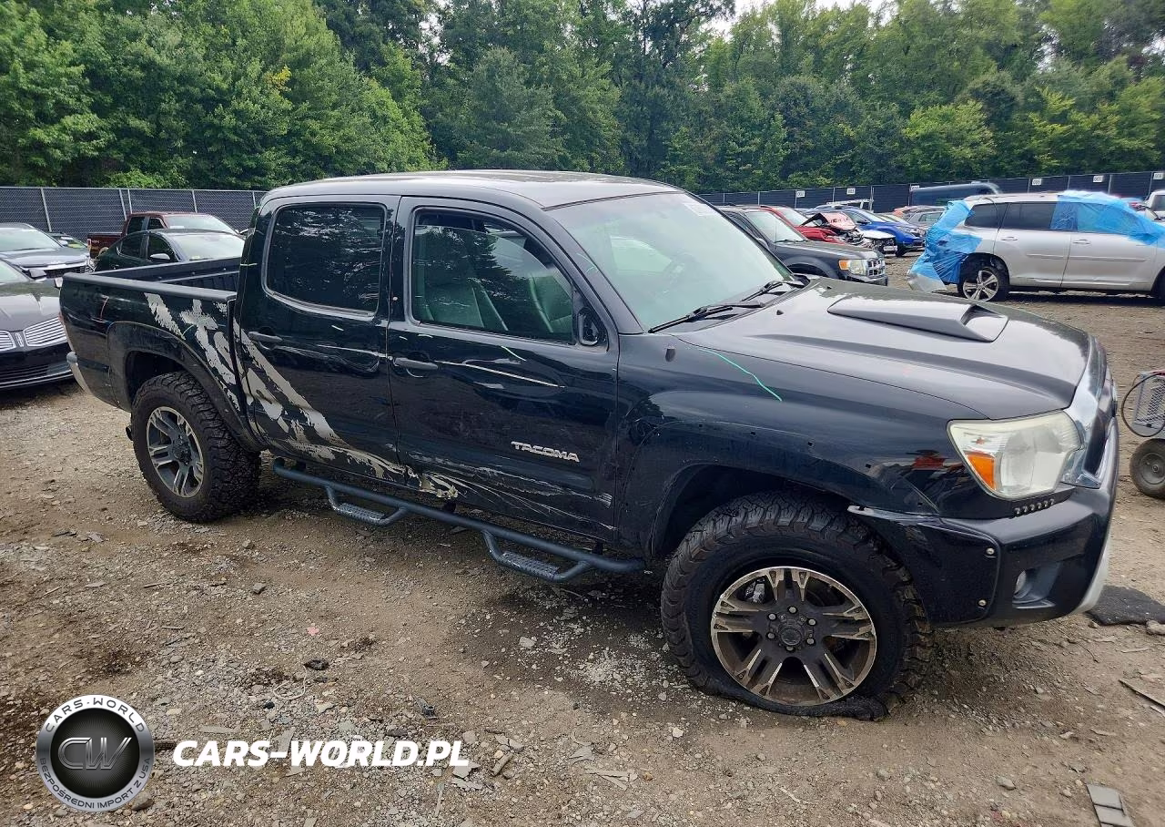 2013 Toyota Tacoma V6 VIN:5TFLU4EN9DX070638 - 4
