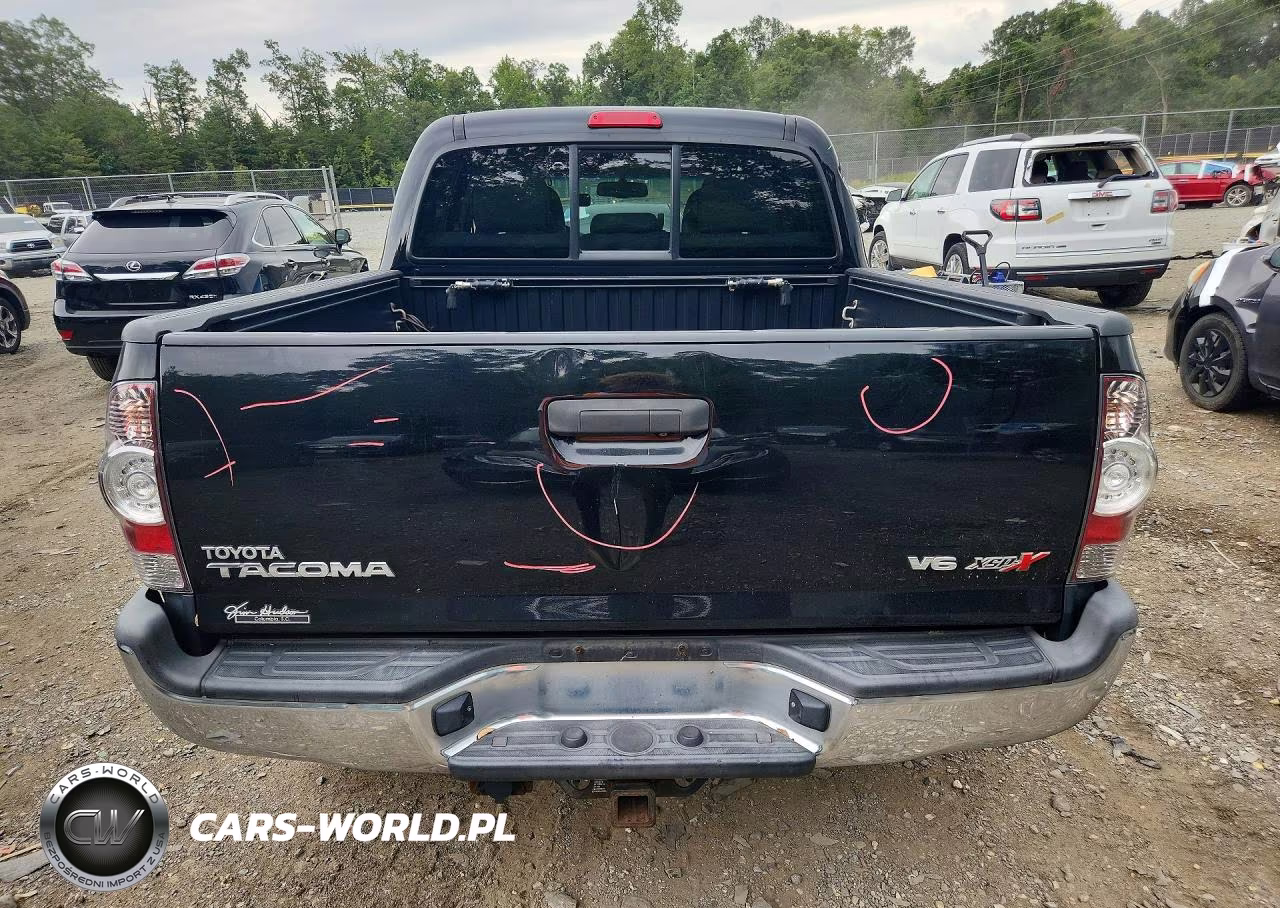 2013 Toyota Tacoma V6 VIN:5TFLU4EN9DX070638 - 6