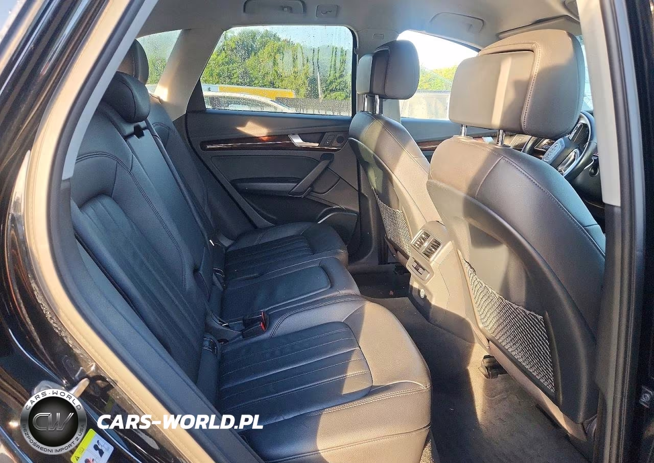 2018 Audi Q5 Premium VIN:WA1ANAFY1J2127896 - 10