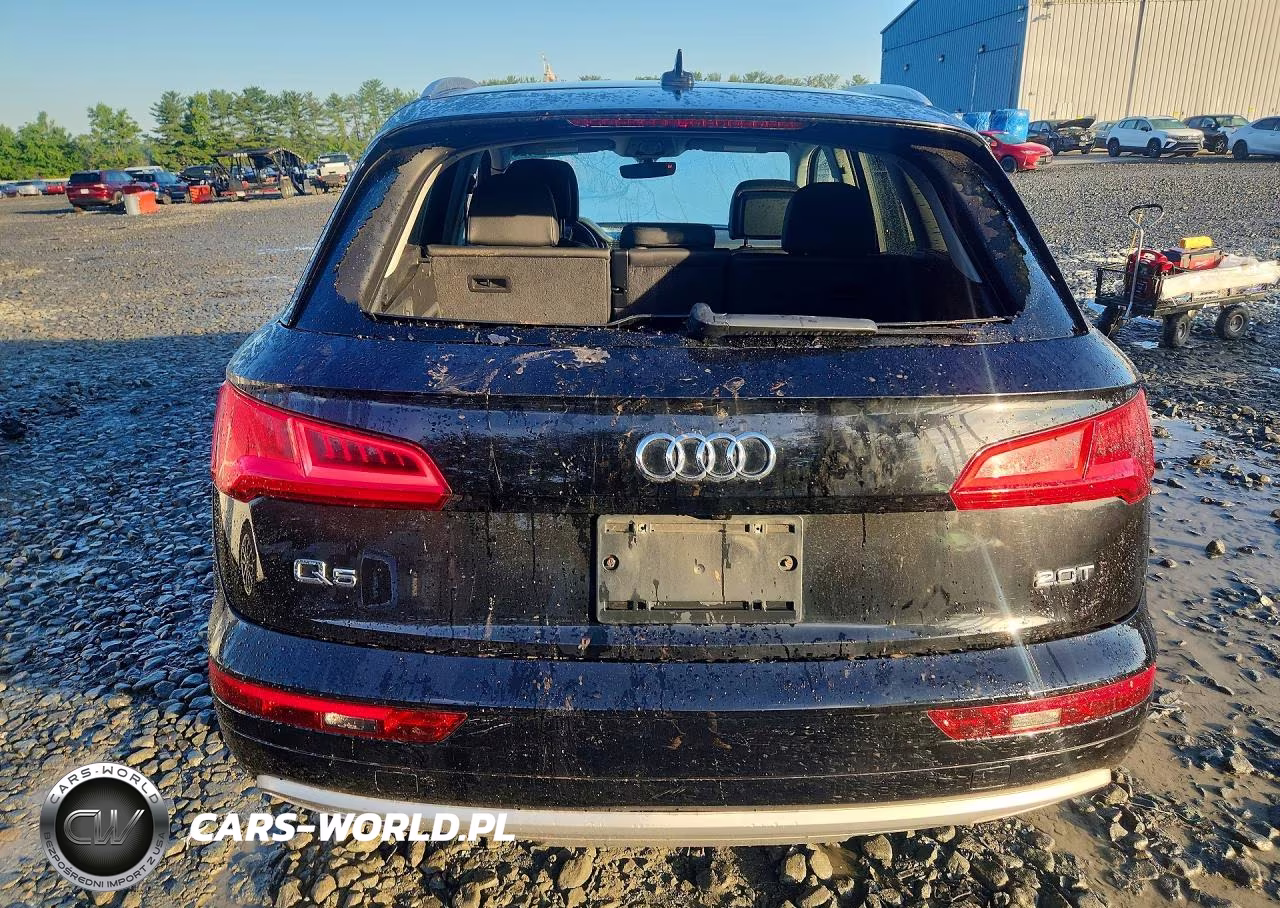 2018 Audi Q5 Premium VIN:WA1ANAFY1J2127896 - 6
