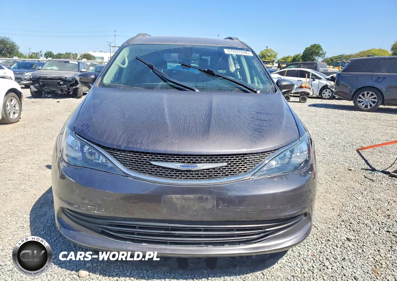 2020 Chrysler Voyager Lxi VIN:2C4RC1DG8LR264332 - 5