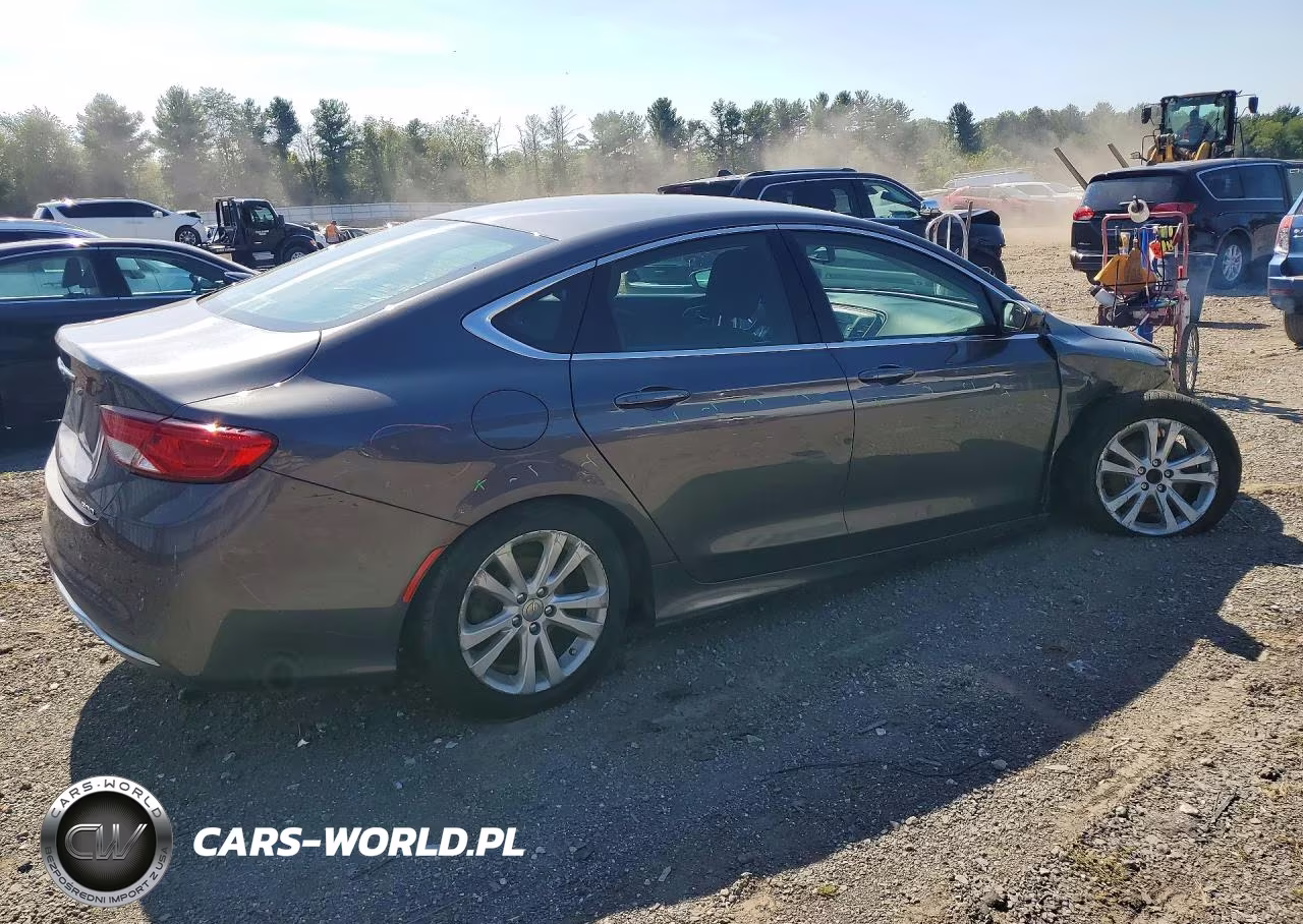 2015 Chrysler 200 Limited VIN:1C3CCCAB4FN703509 - 3
