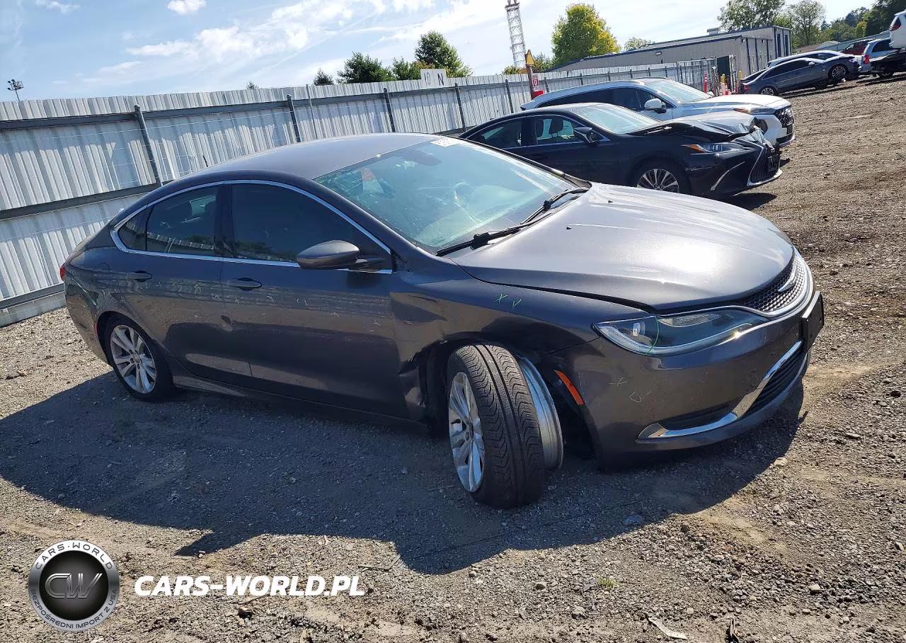 2015 Chrysler 200 Limited VIN:1C3CCCAB4FN703509 - 4