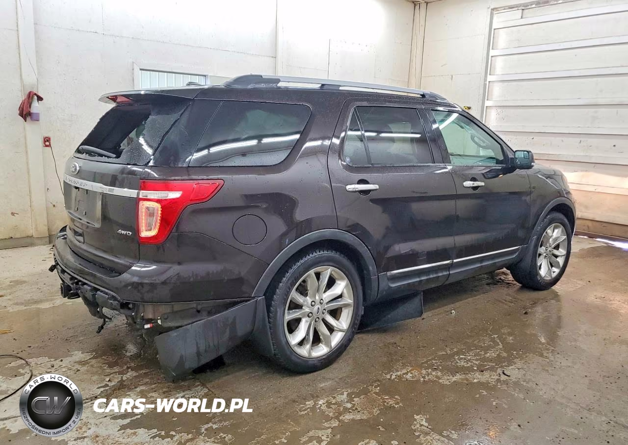 2014 Ford Explorer Limited VIN:1FM5K8F82EGA10812 - 3