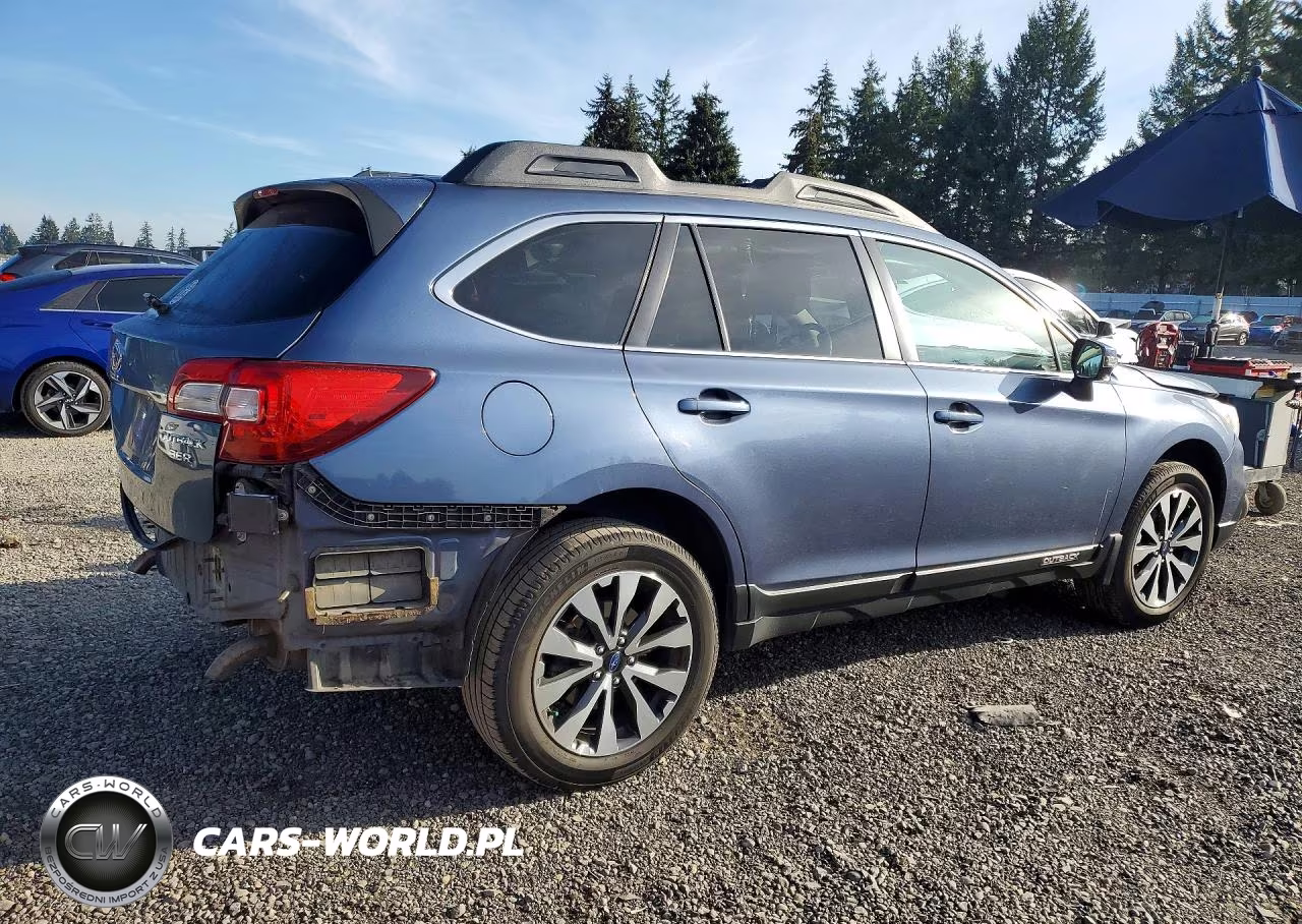 2015 Subaru Outback 3.6R Limited VIN:4S4BSENC5F3359012 - 3