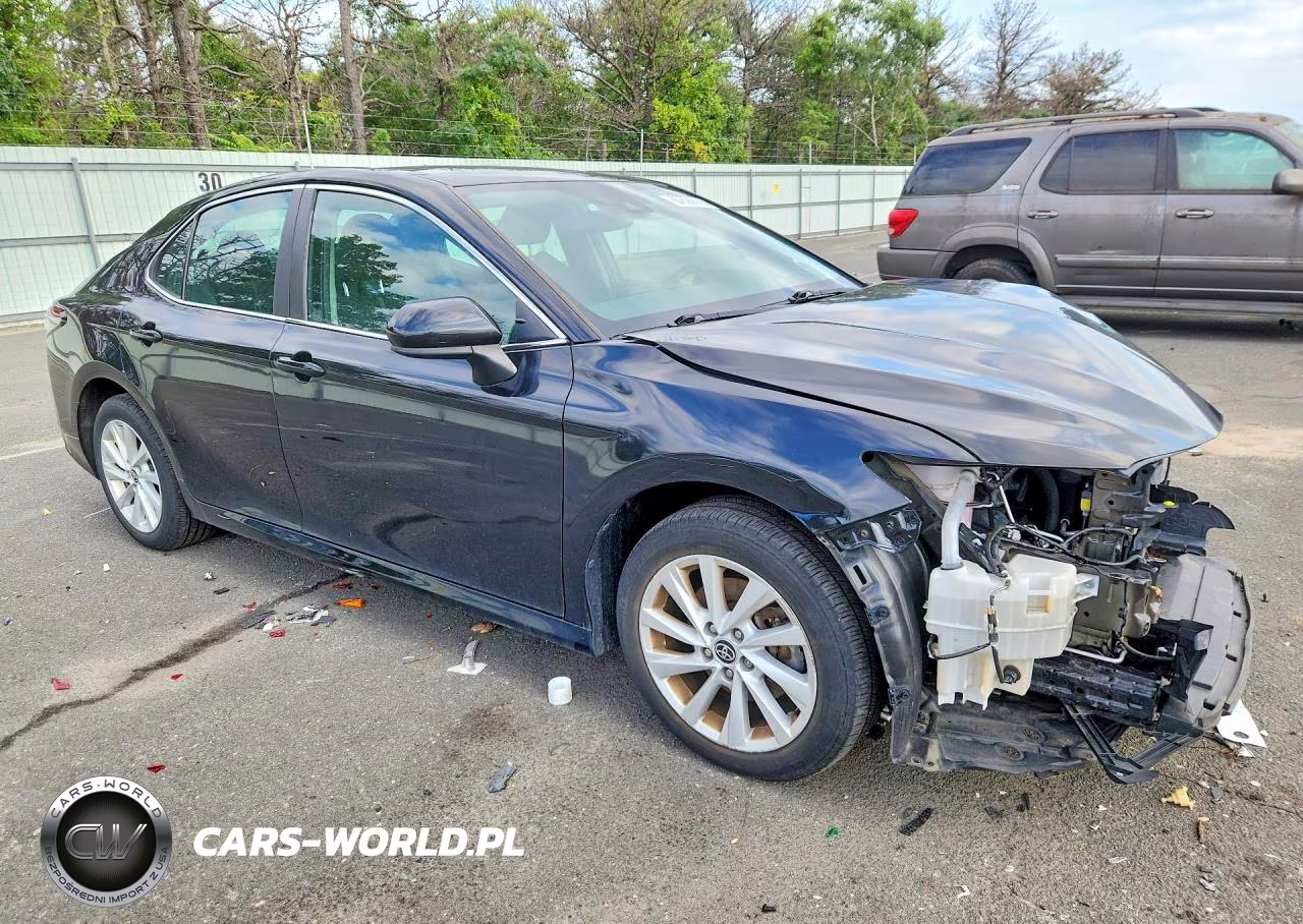 2021 Toyota Camry Le VIN:4T1C11BK1MU020721 - 4