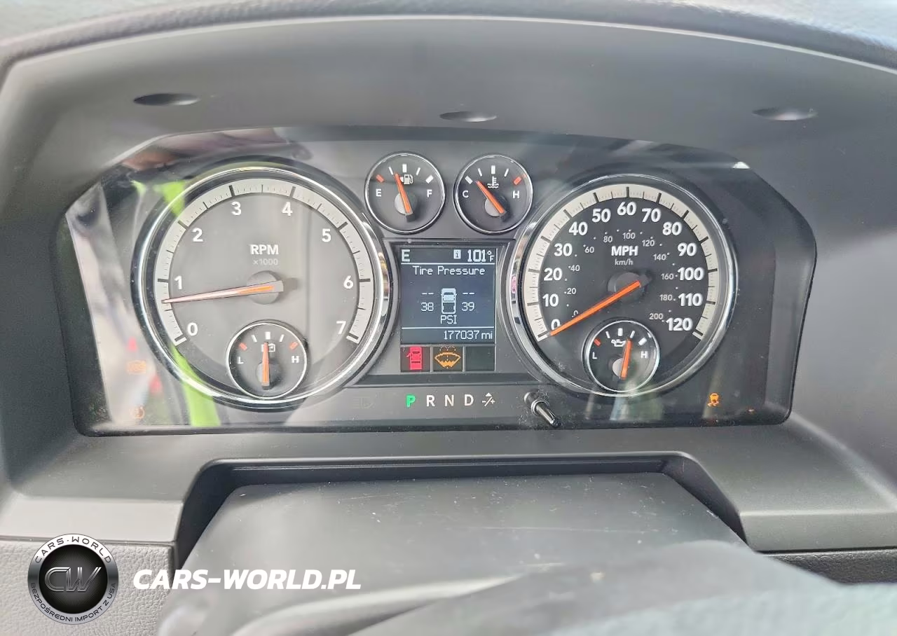2011 Dodge Ram 1500 VIN:1D7RB1GT4BS582379 - 9
