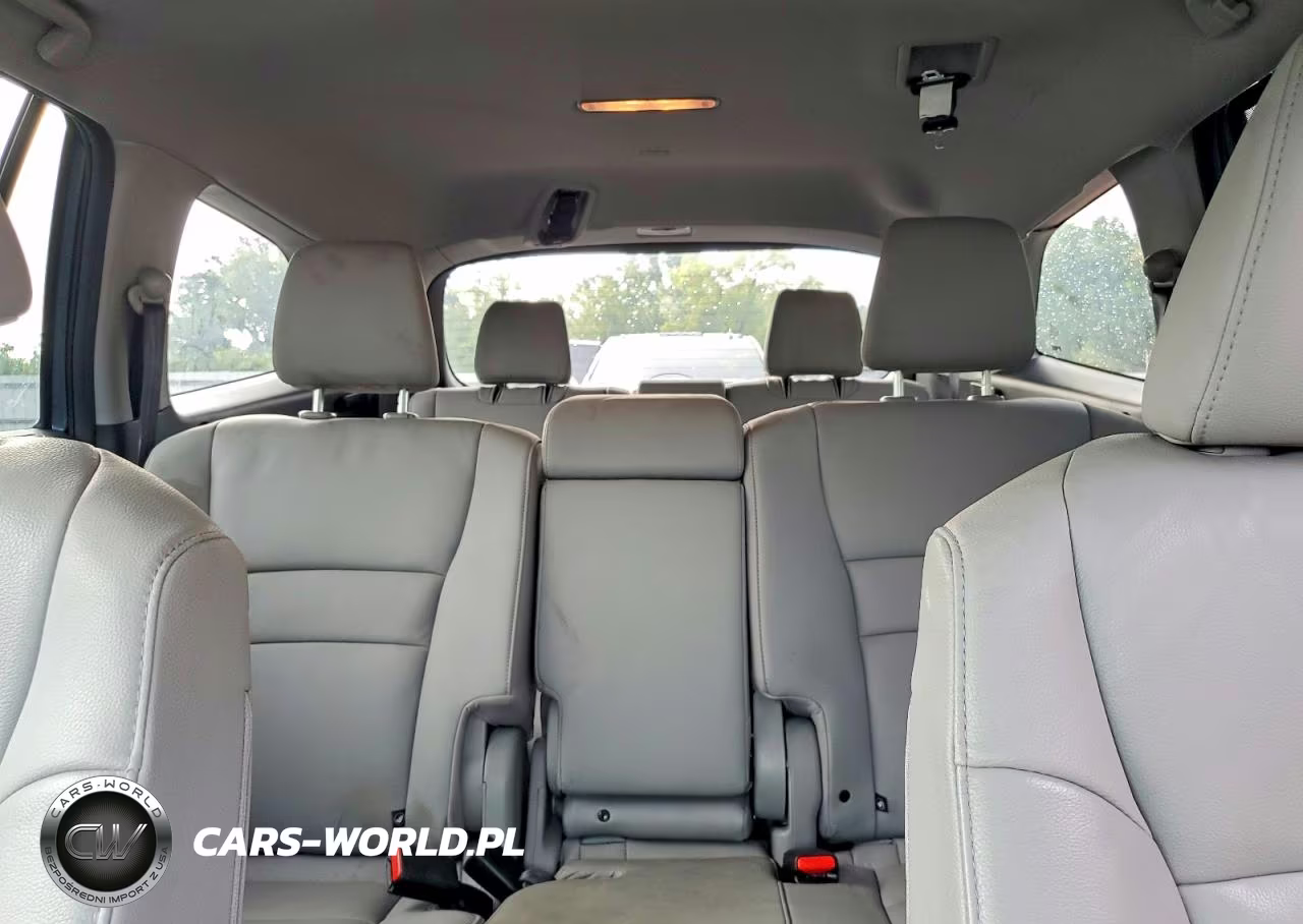 2022 Honda Pilot Touring VIN:5FNYF6H94NB016699 - 10