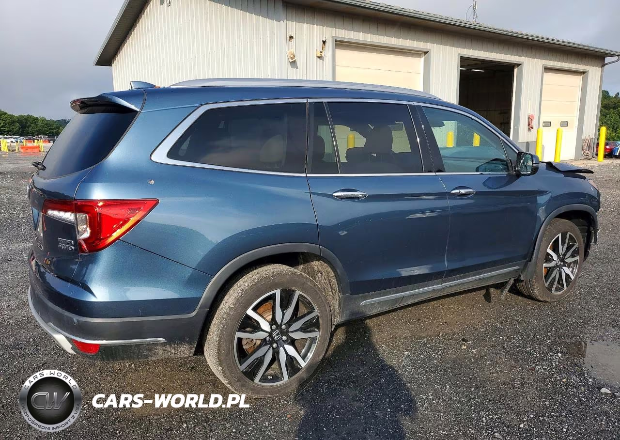 2022 Honda Pilot Touring VIN:5FNYF6H94NB016699 - 3