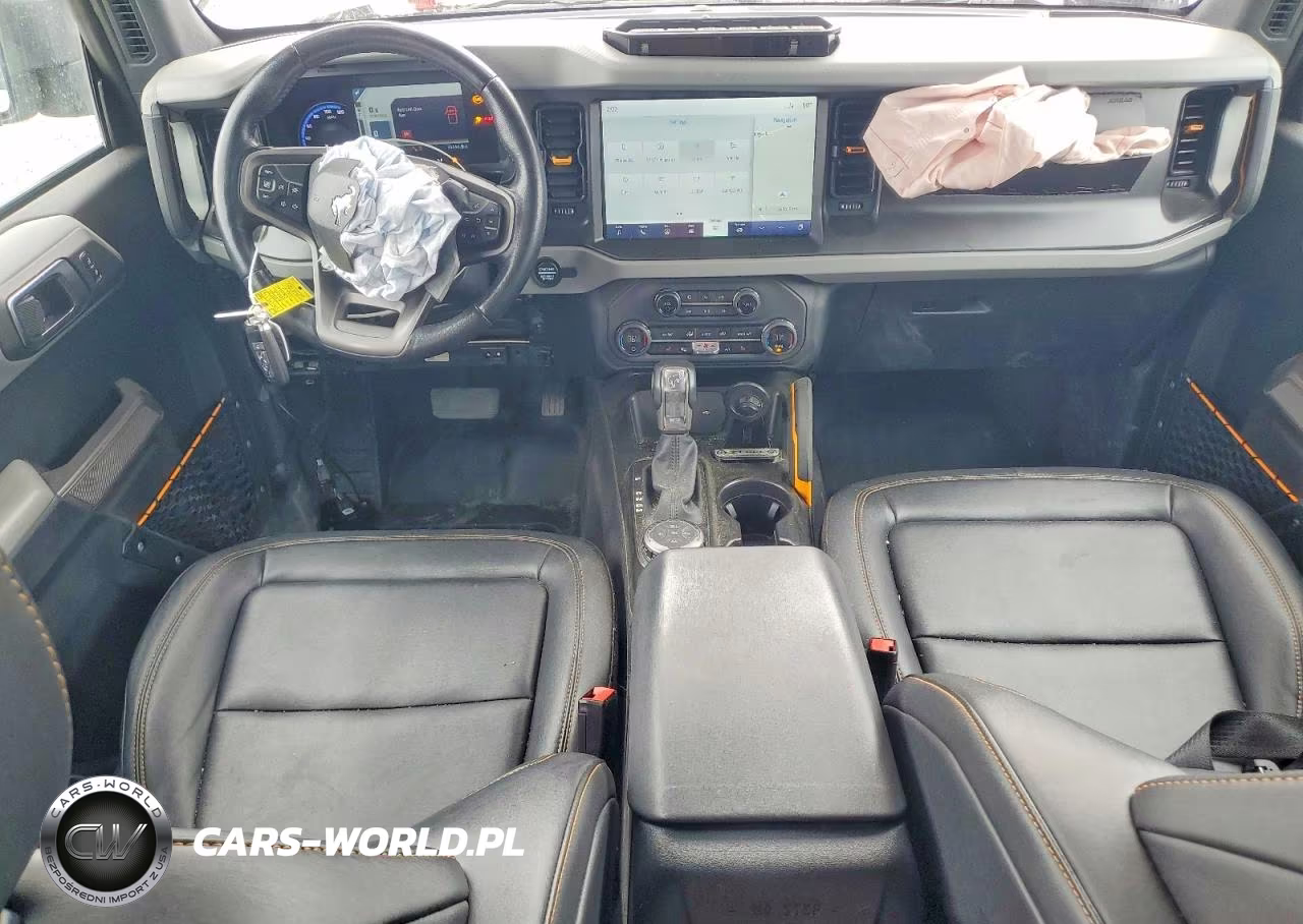 2023 Ford Bronco Base VIN:1FMEE5DP3PLB08161 - 8