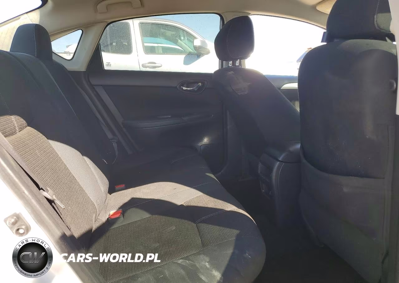 2017 Nissan Sentra S VIN:3N1AB7AP1HY304557 - 10