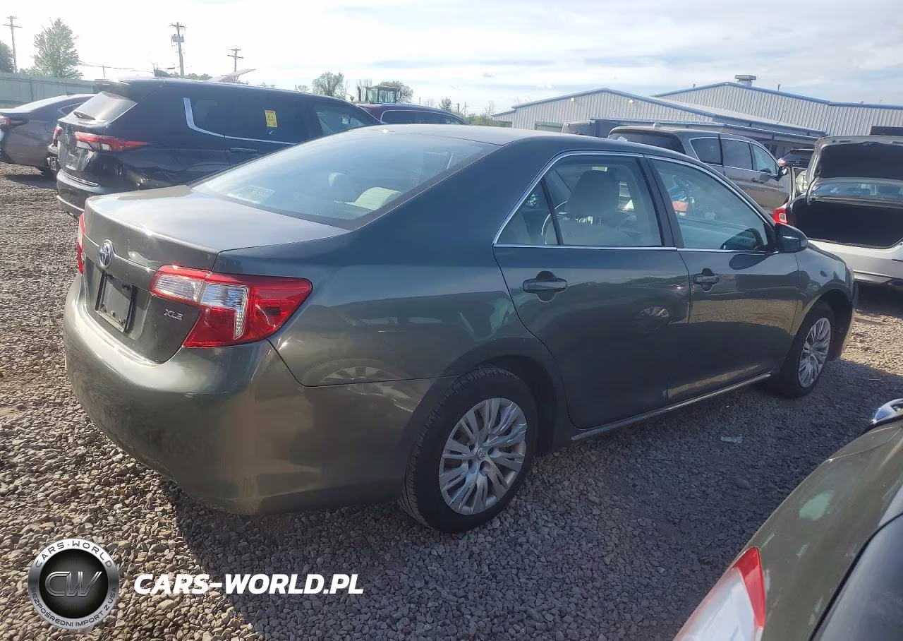 2013 Toyota Camry Le VIN:4T1BF1FK4DU712365 - 3