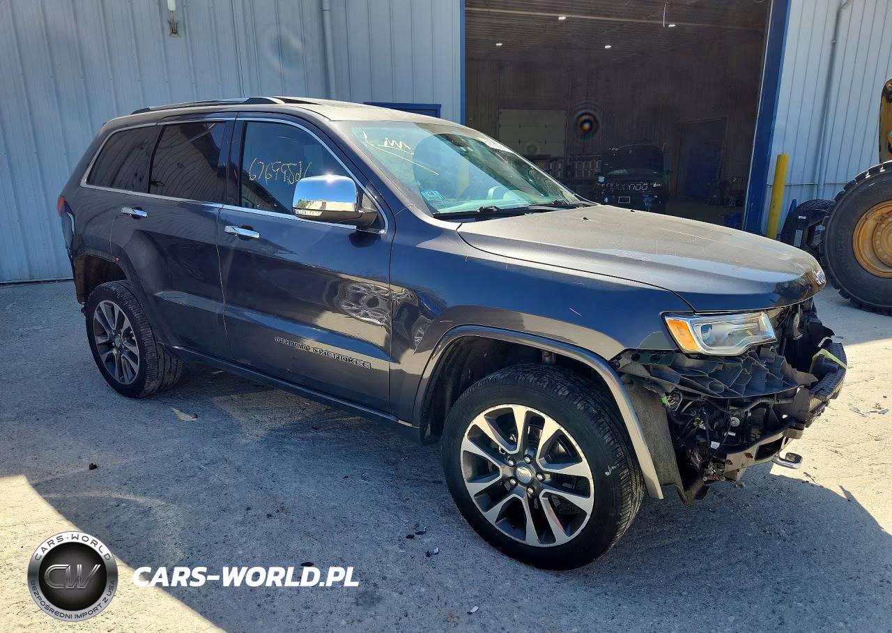 2017 Jeep Grand Cherokee Overland VIN:1C4RJFCG2HC755323 - 4