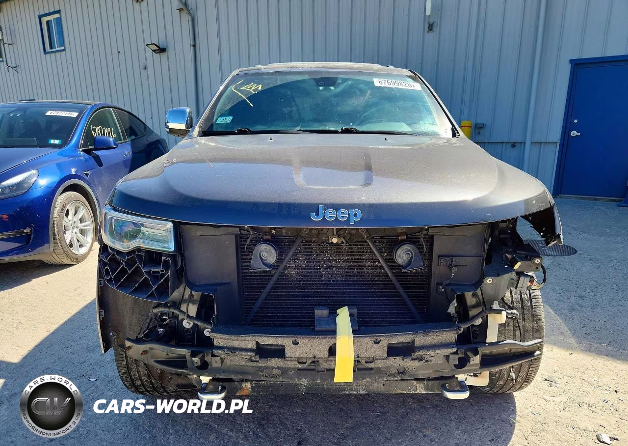 2017 Jeep Grand Cherokee Overland VIN:1C4RJFCG2HC755323 - 5