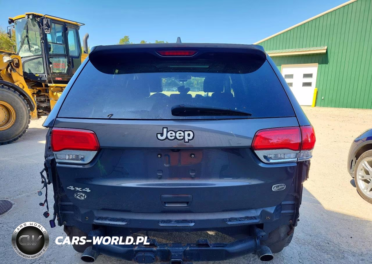 2017 Jeep Grand Cherokee Overland VIN:1C4RJFCG2HC755323 - 6