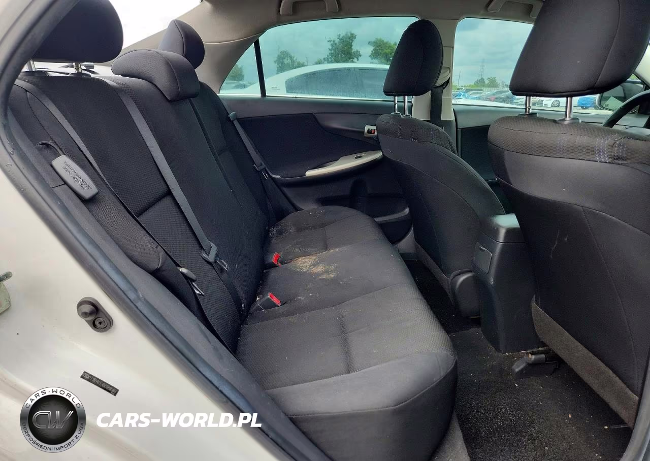 2011 Toyota Corolla S VIN:2T1BU4EEXBC688588 - 10