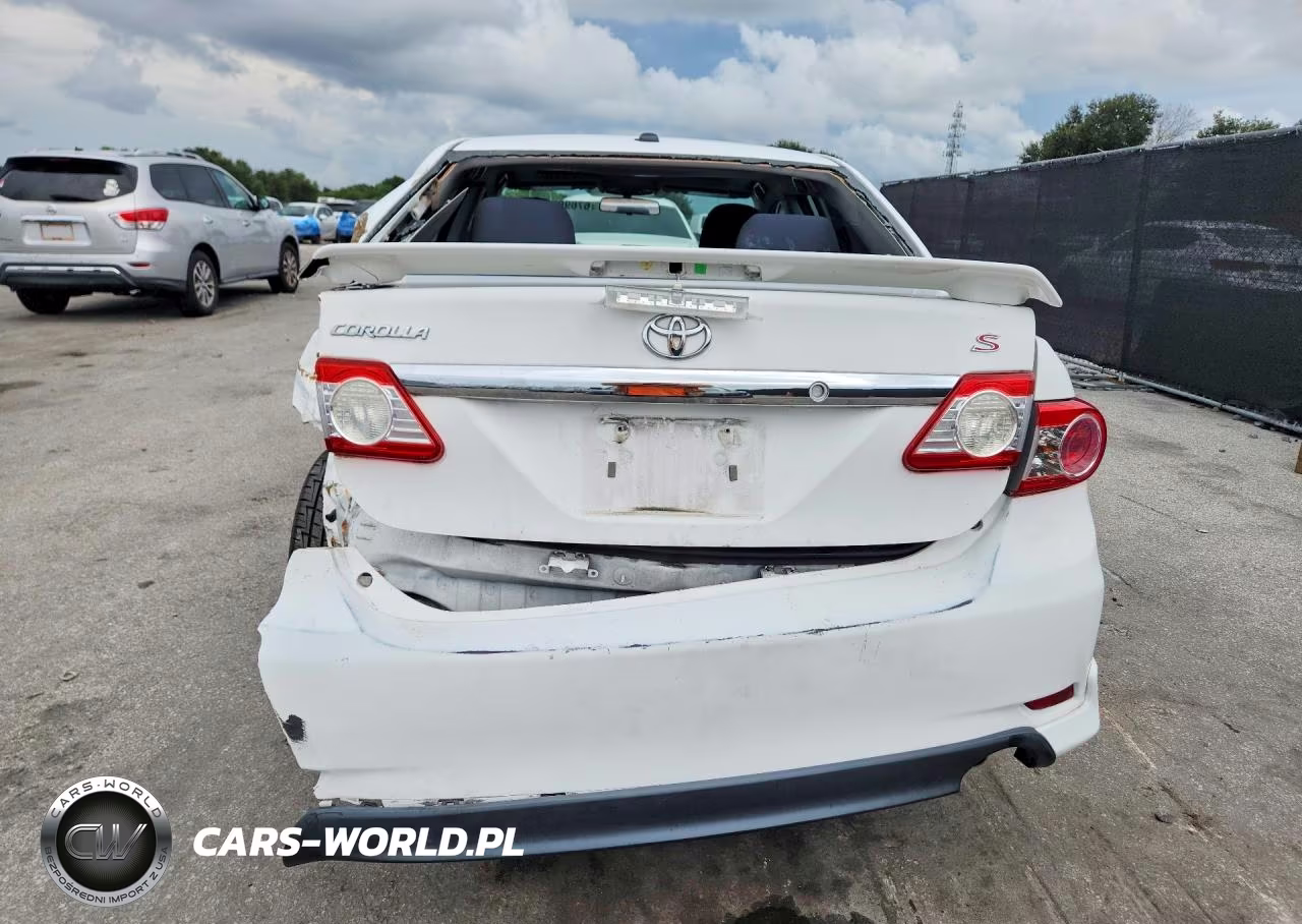 2011 Toyota Corolla S VIN:2T1BU4EEXBC688588 - 6