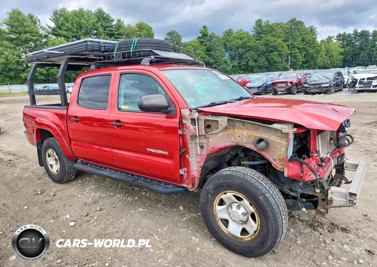 2015 Toyota Tacoma V6 VIN:3TMLU4EN2FM167771 - 4