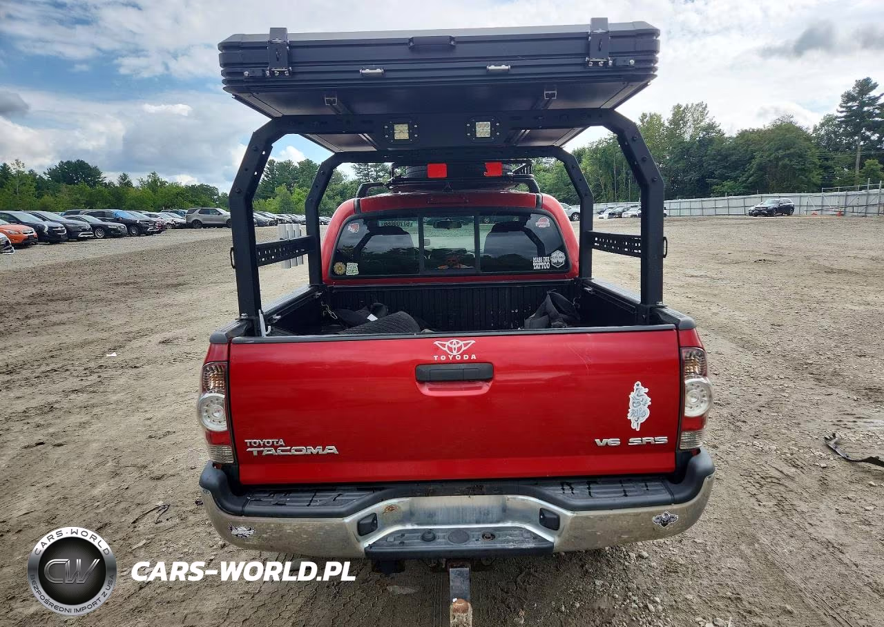 2015 Toyota Tacoma V6 VIN:3TMLU4EN2FM167771 - 6