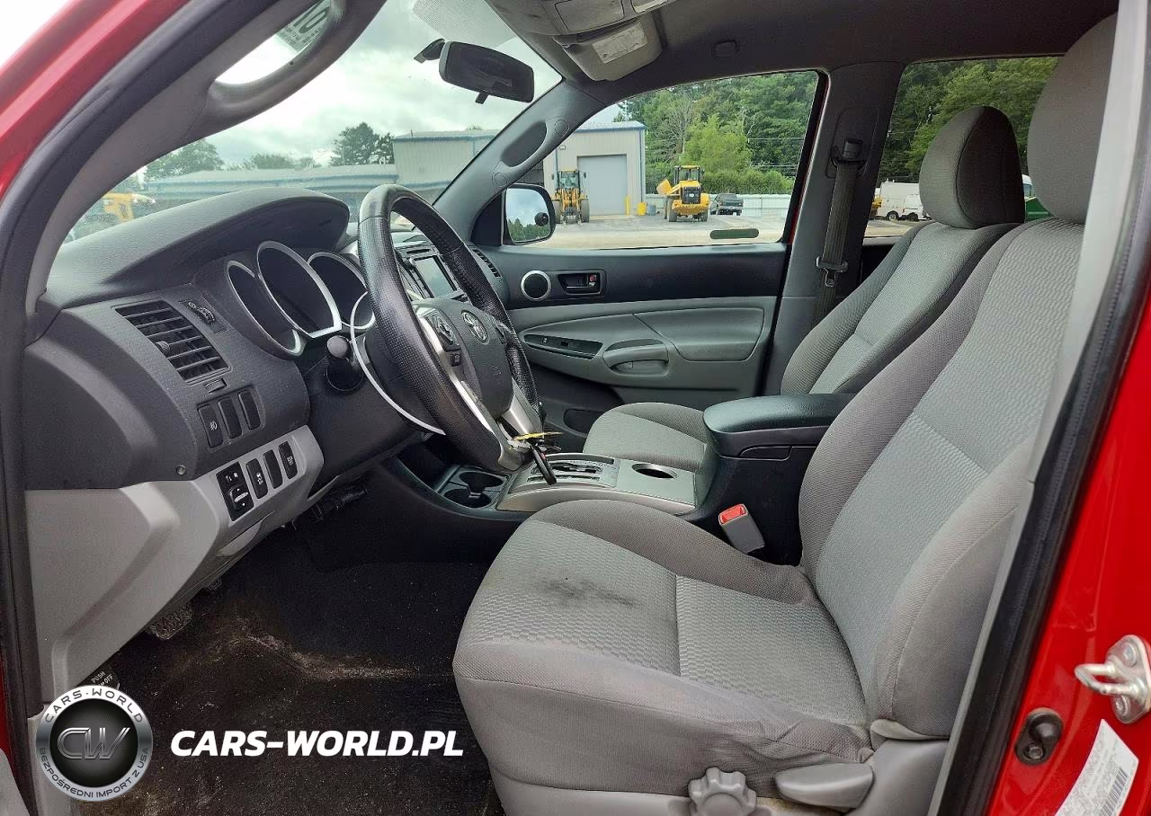 2015 Toyota Tacoma V6 VIN:3TMLU4EN2FM167771 - 7