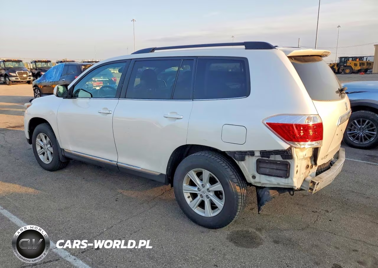 2012 Toyota Highlander Base VIN:5TDBK3EH9CS145025 - 2