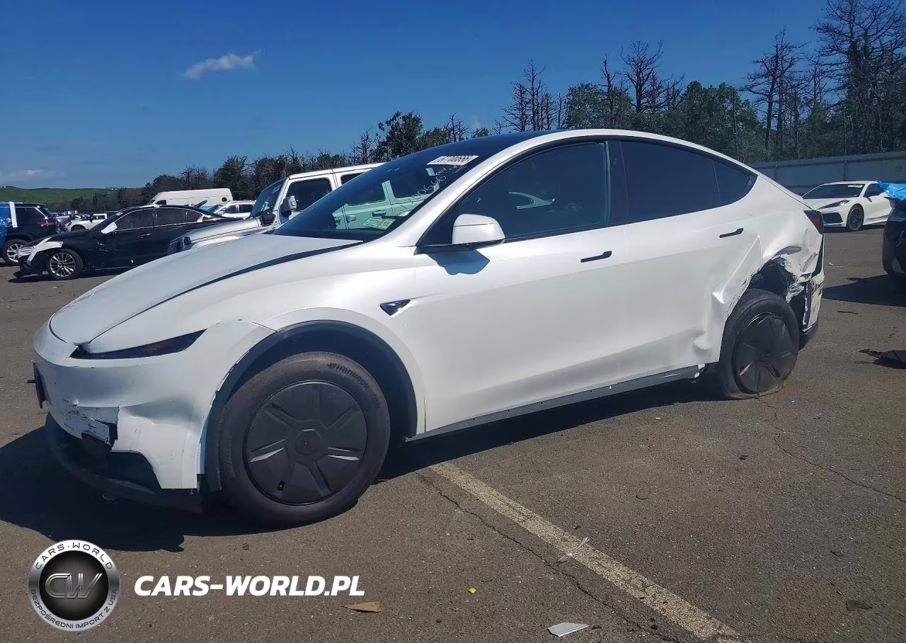 2026 Tesla Model Y – zdjęcie 1 z 13