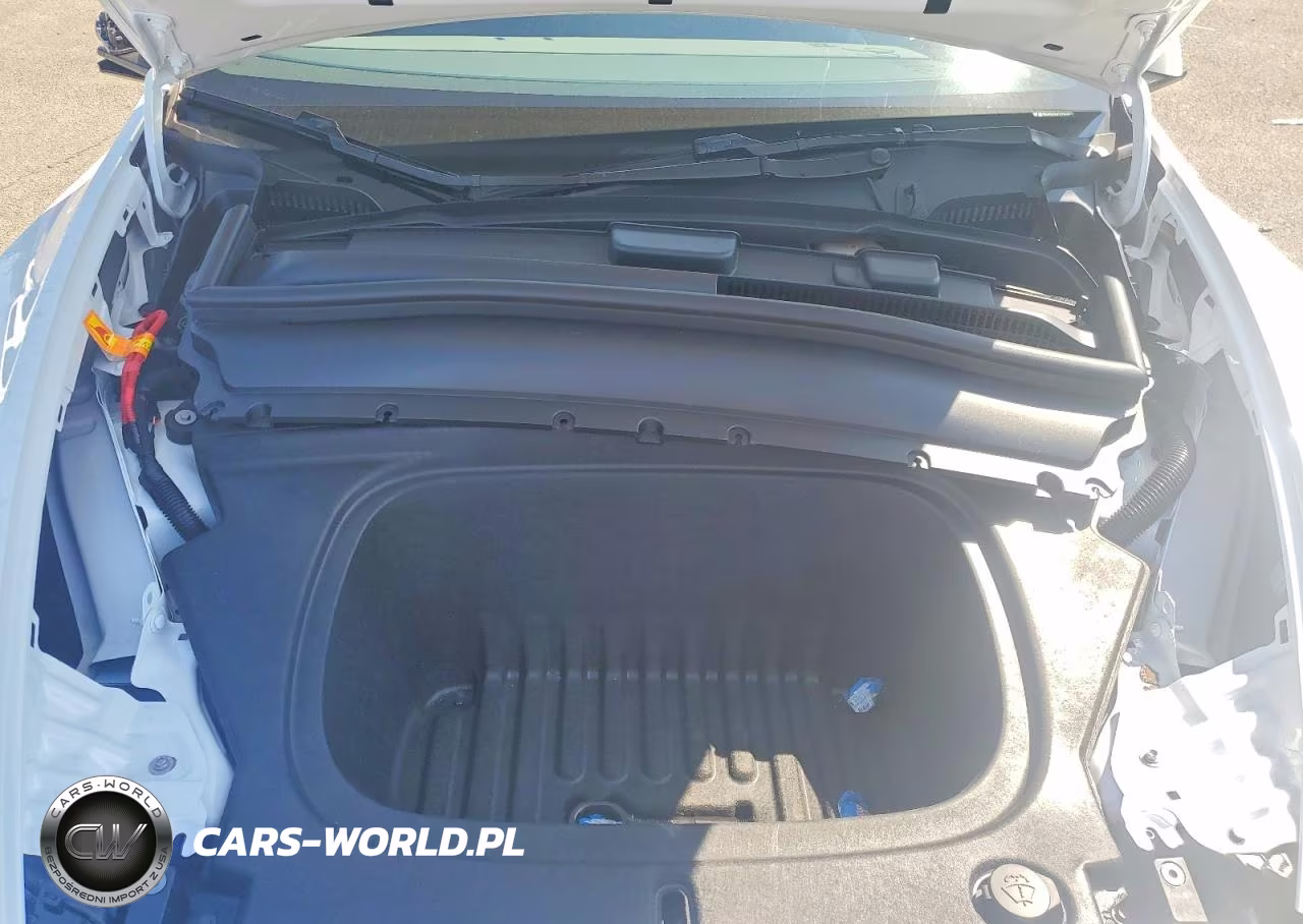 2026 Tesla Model Y VIN:7SAYGDED8TA735431 - 11