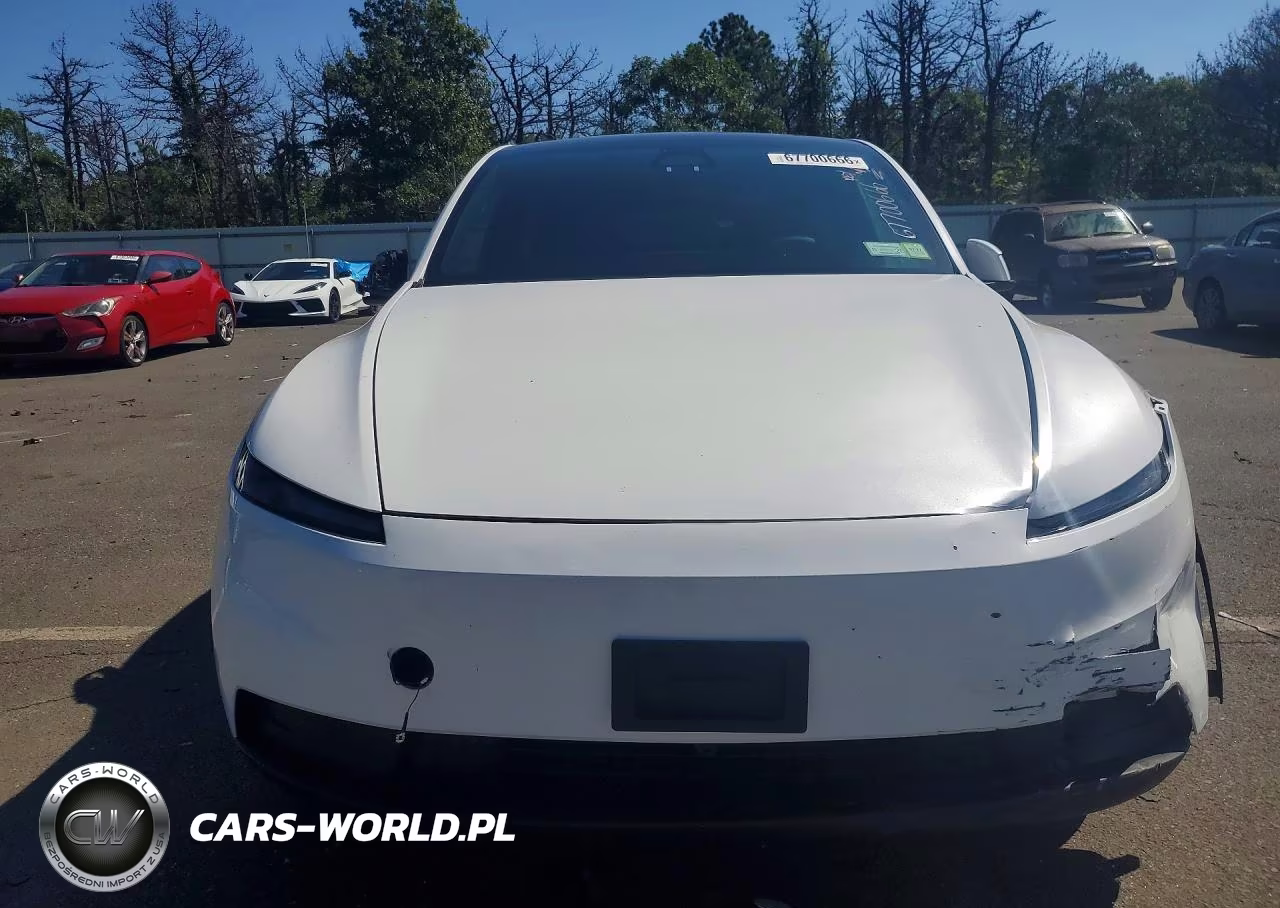 2026 Tesla Model Y VIN:7SAYGDED8TA735431 - 5