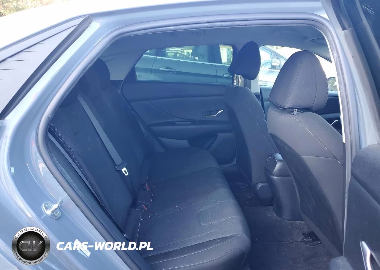 2022 Hyundai Elantra Se VIN:KMHLL4AG6NU330034 - 10