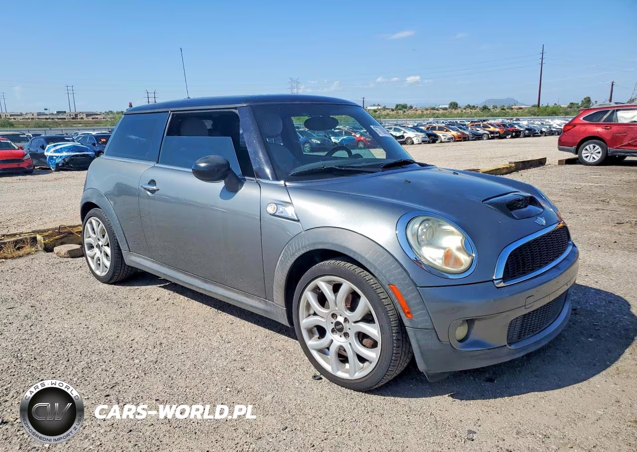 2007 Mini Cooper S VIN:WMWMF73547TT83785 - 4