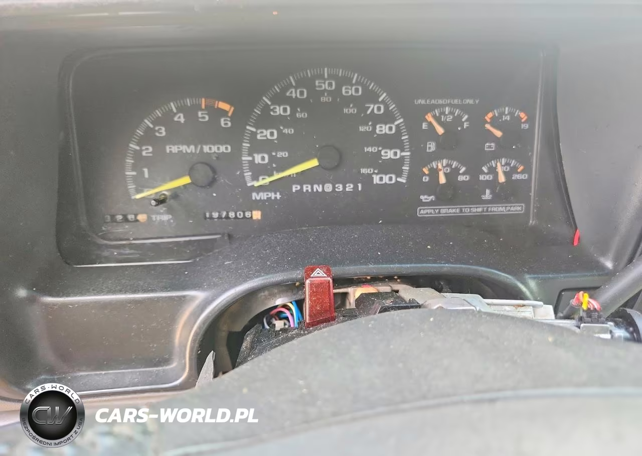 1999 GMC Yukon VIN:1GKEC13R8XJ788323 - 9
