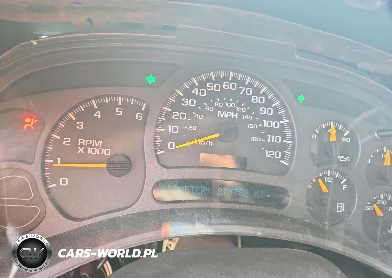 2005 Chevrolet Silverado C1500 VIN:2GCEC13T551134152 - 9