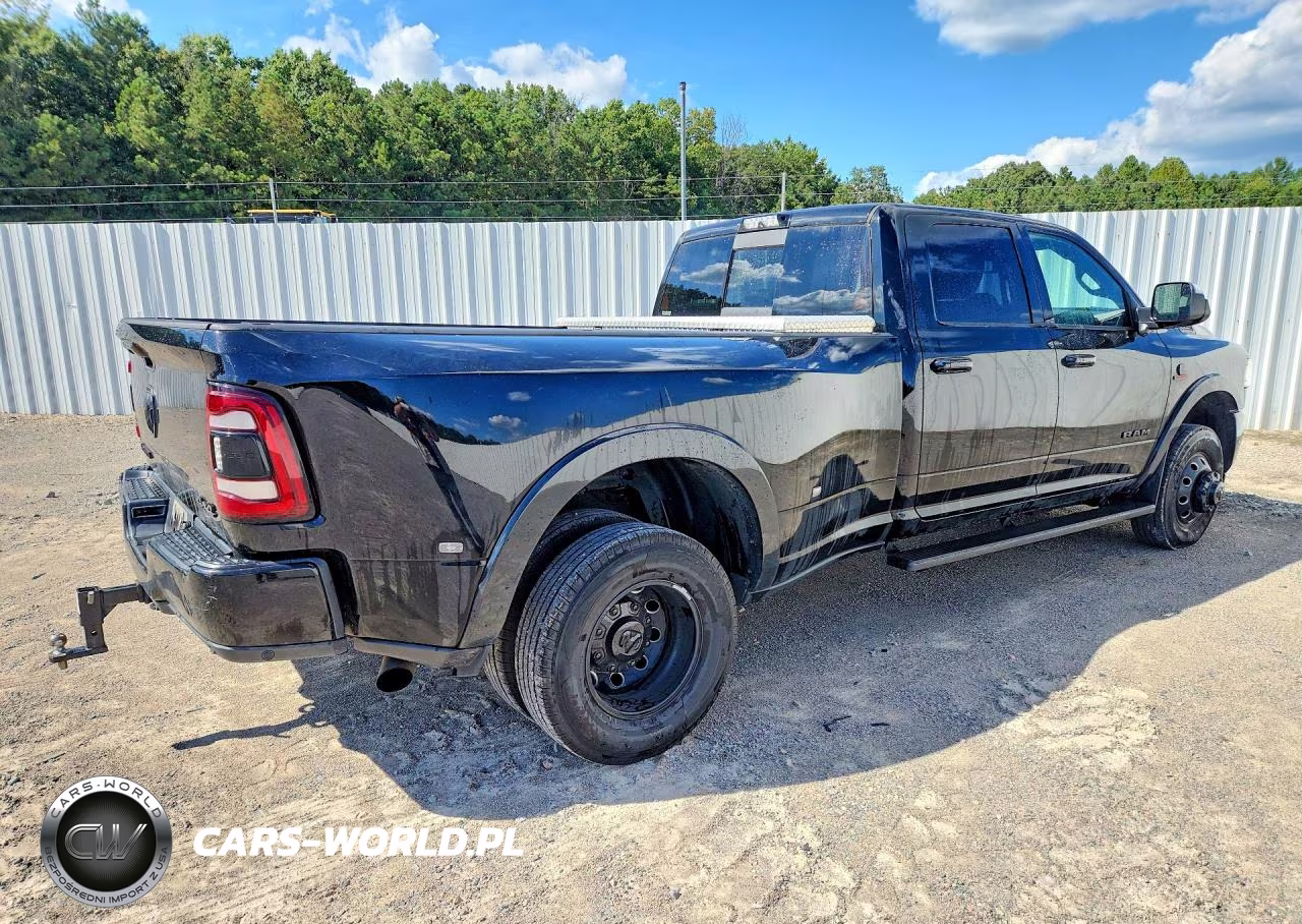 2020 Ram 3500 Laramie VIN:3C63RRJL0LG233626 - 3