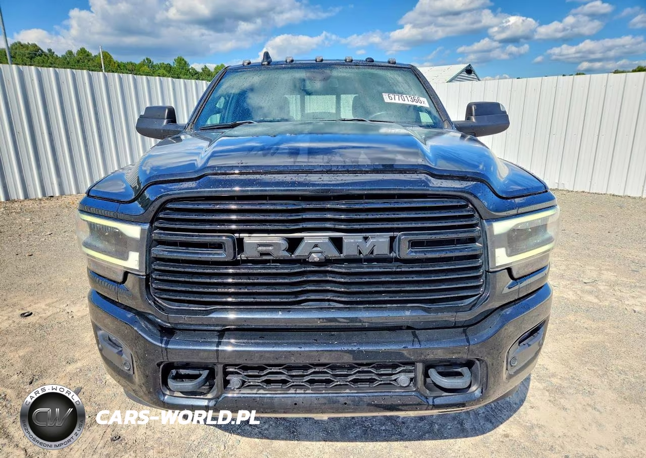 2020 Ram 3500 Laramie VIN:3C63RRJL0LG233626 - 5