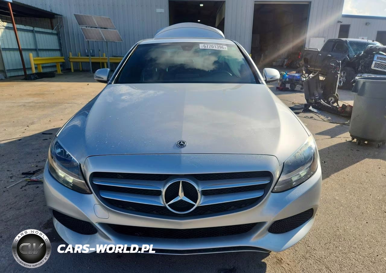 2018 Mercedes-Benz C 300 VIN:55SWF4JB7JU268402 - 5