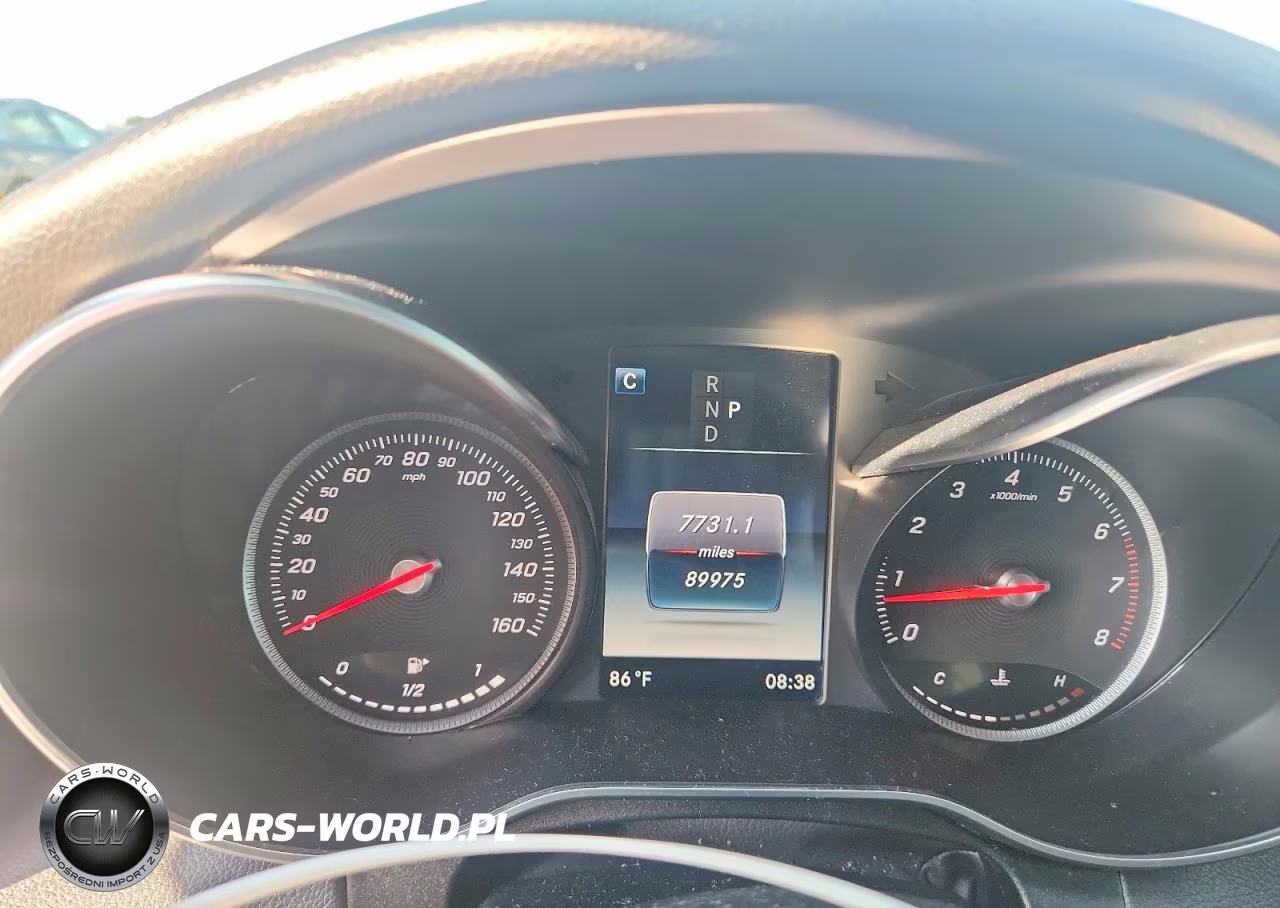 2018 Mercedes-Benz C 300 VIN:55SWF4JB7JU268402 - 9