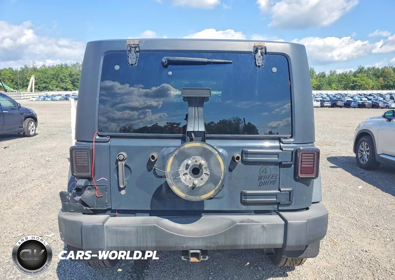 2016 Jeep Wrangler Sport VIN:1C4AJWAG4GL294754 - 6