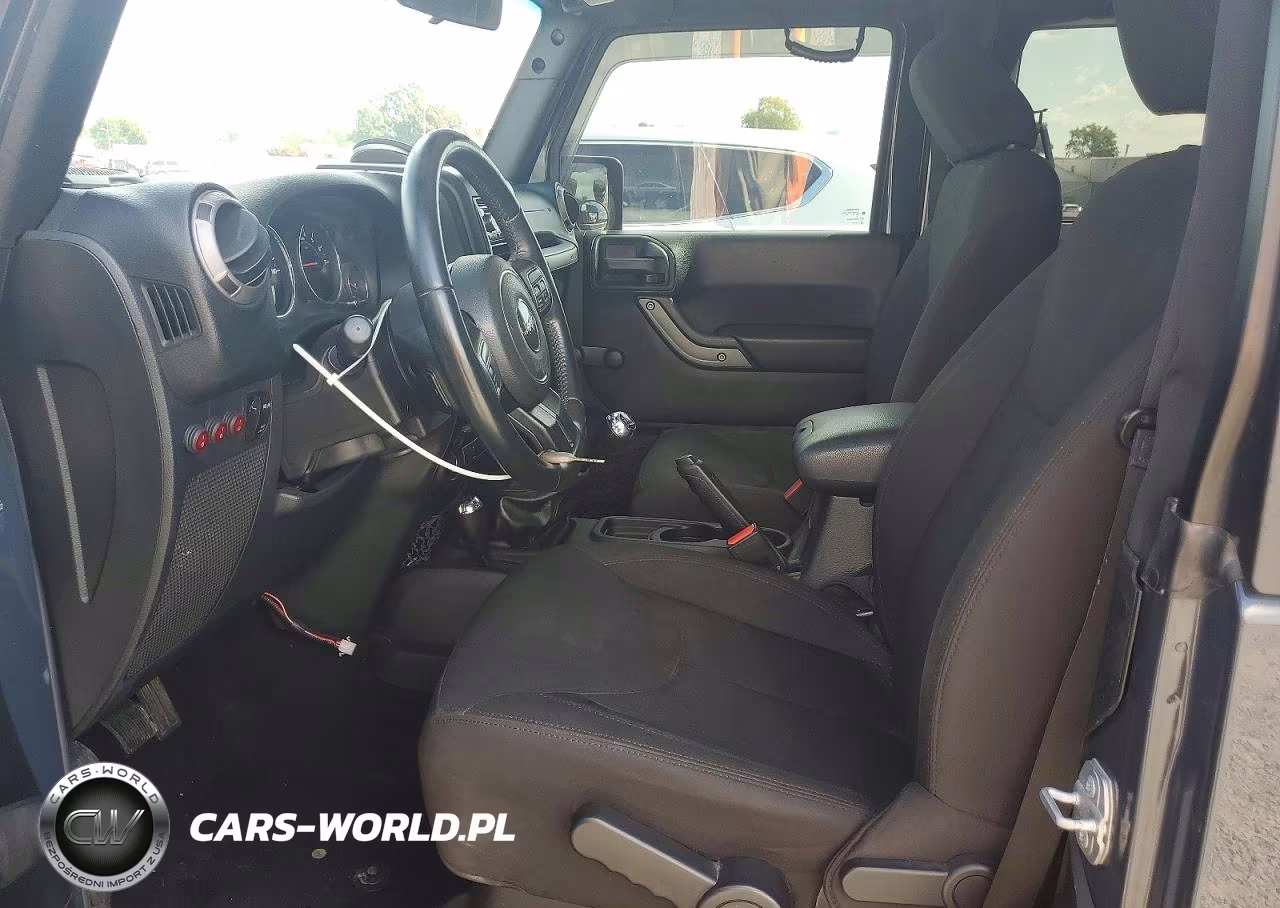 2016 Jeep Wrangler Sport VIN:1C4AJWAG4GL294754 - 7