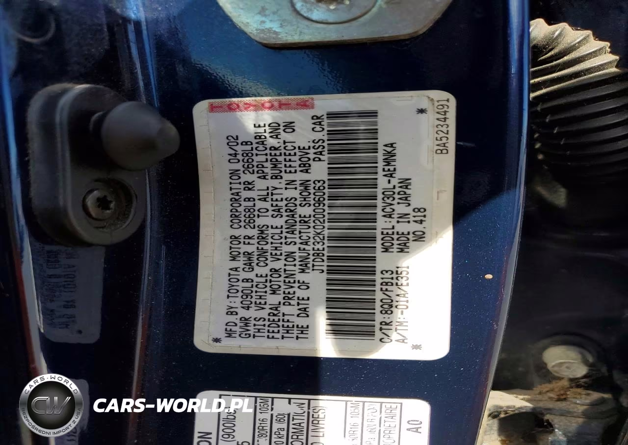 2002 Toyota Camry Le VIN:JTDBE32K020096063 - 12