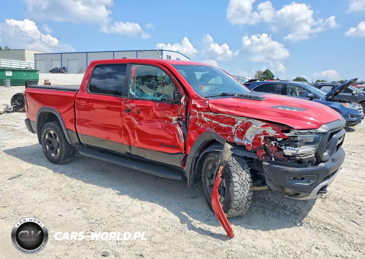 2019 Ram 1500 Rebel VIN:1C6SRFLT2KN563670 - 4