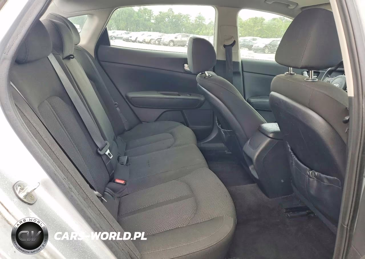 2018 Kia Optima Lx VIN:5XXGT4L32JG212045 - 10