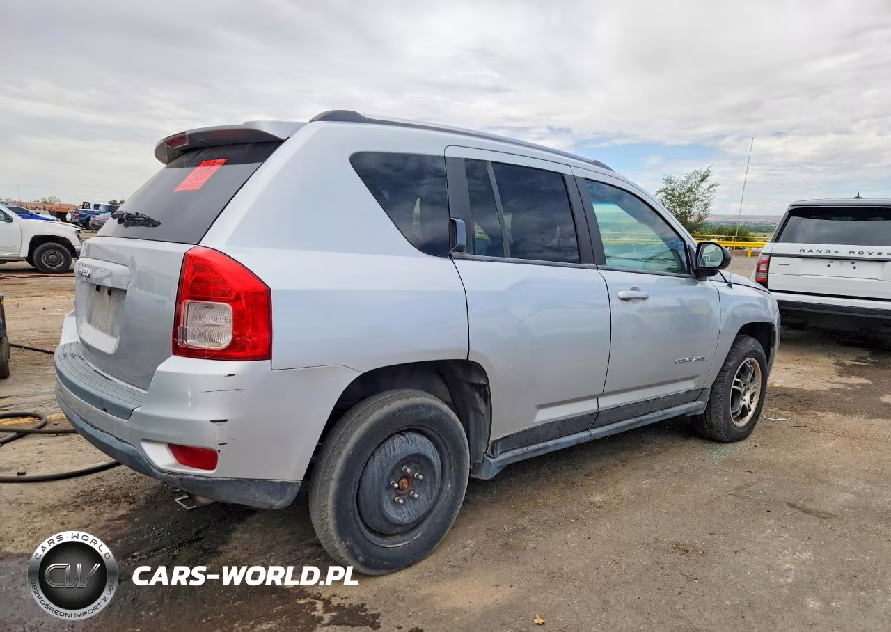2012 Jeep Compass Sport VIN:1C4NJDBBXCD573333 - 3