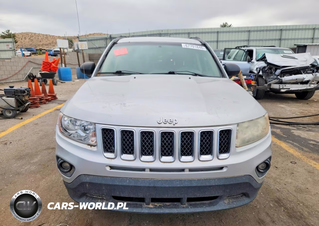 2012 Jeep Compass Sport VIN:1C4NJDBBXCD573333 - 5