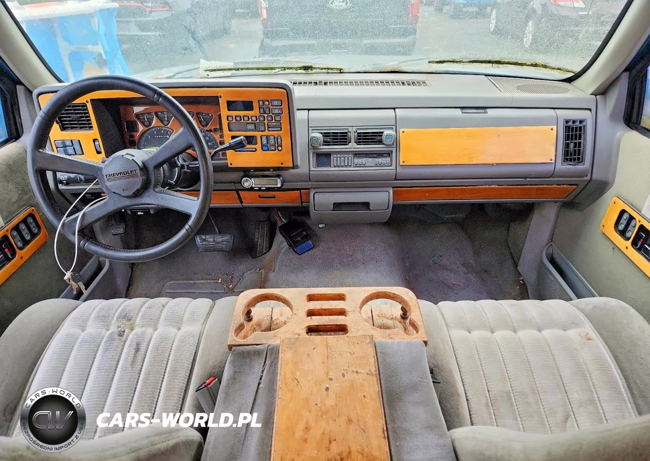 1992 Chevrolet Gmt-400 C1500 VIN:2GCEC19K4N1237643 - 8