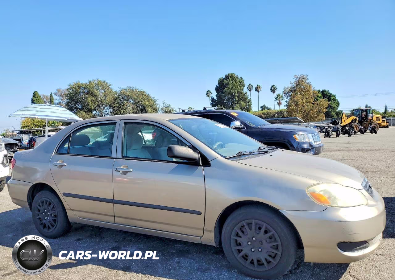 2007 Toyota Corolla Ce 4D Sedan VIN:1NXBR32E87Z774584 - 4