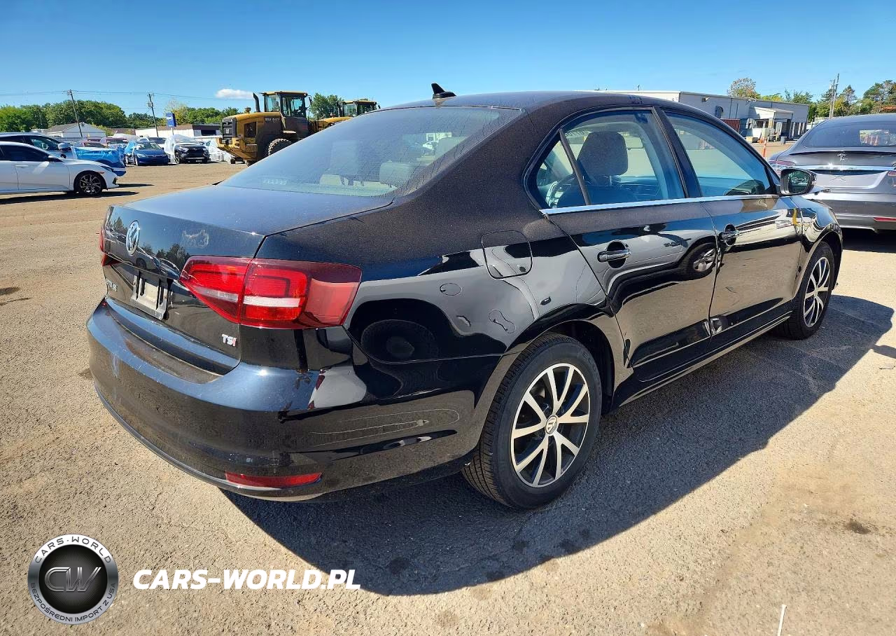 2018 Volkswagen Jetta Se VIN:3VWDB7AJ1JM261905 - 3