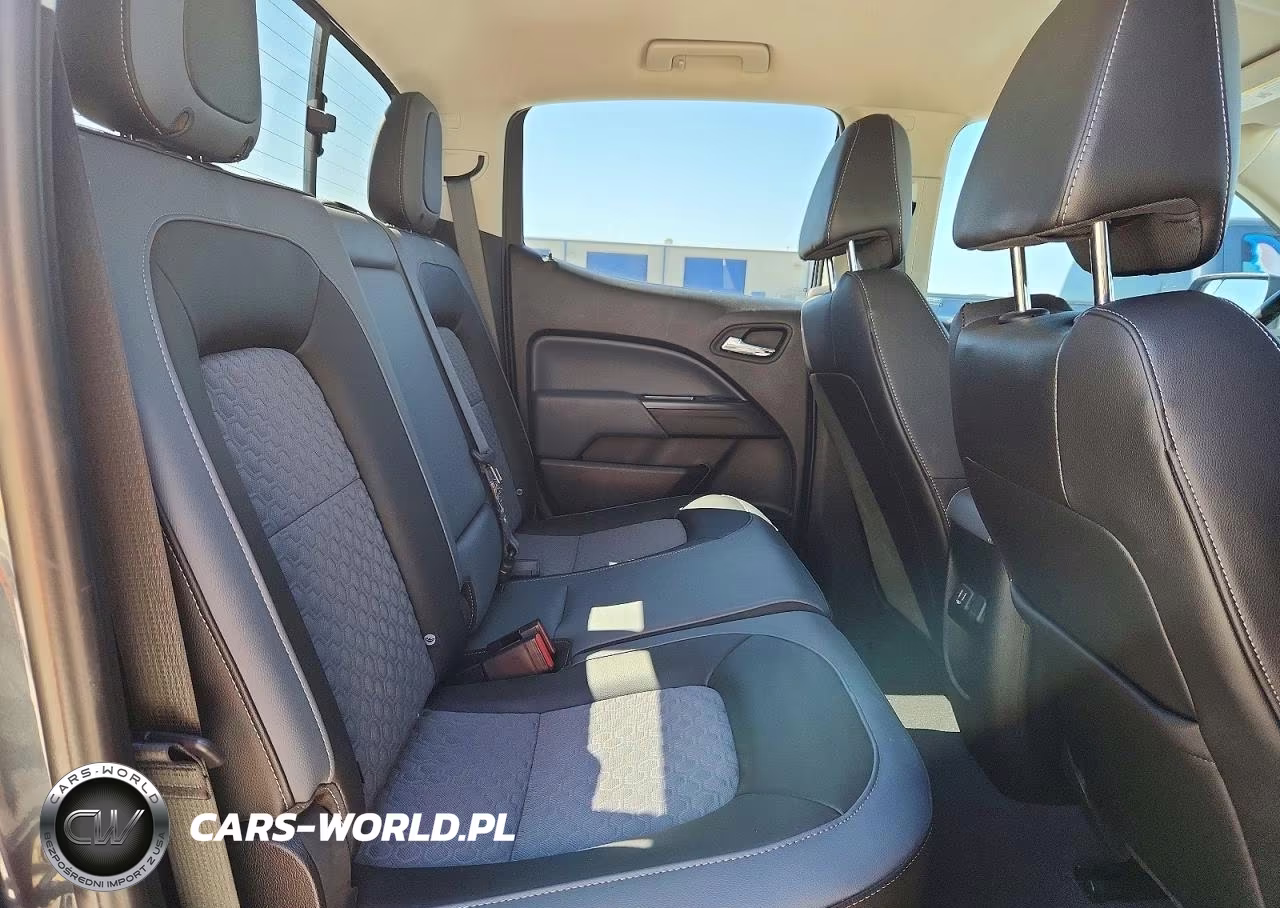 2019 Chevrolet Colorado Z71 VIN:1GCGTDEN4K1189072 - 10